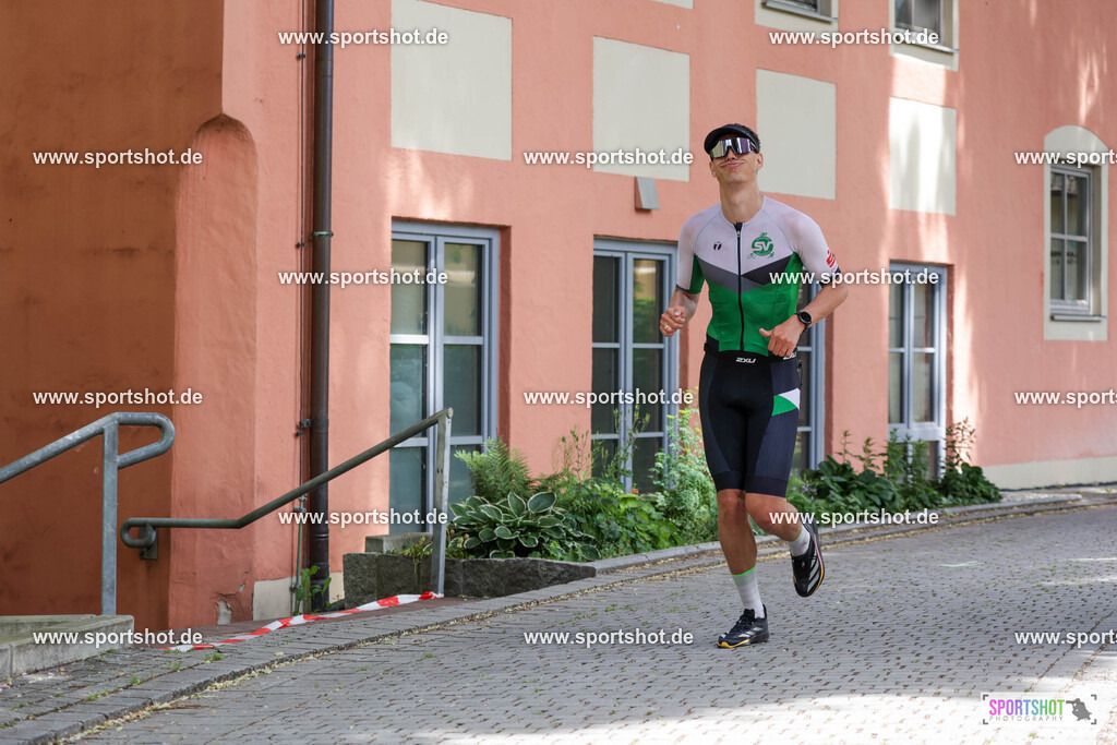 KSZ_6685 | Stadttriathlon Erding 2025. #yourpictrs #sportshot_your_pictrs @Sportshotphotography #stadttriathlonerding Copyright: www.sportshot.de