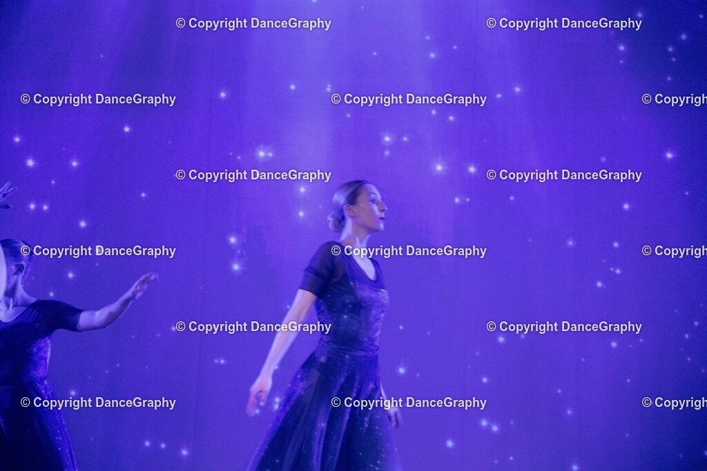 GPHY3394 | DanceGraphy - Realisiert mit Pictrs.com