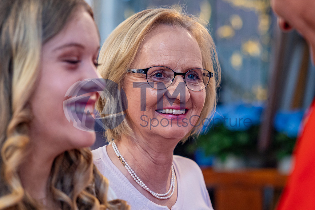 Trainproduction-20240519-1 | Firmung Klagenfurt-Dom 19.05.2024 10:30 Uhr