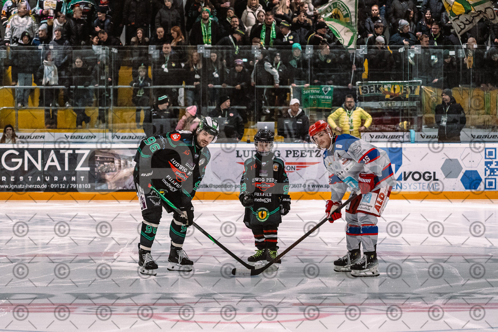 Alligators_vs_Peiting_04_01_2026-008 | Höchstadt Alligators Fotogalerie: Eishockey-Action aus Franken. Professionelle Spielfotos, Portraits & Stadionbilder zum Download. Jetzt entdecken! - Realized with Pictrs.com