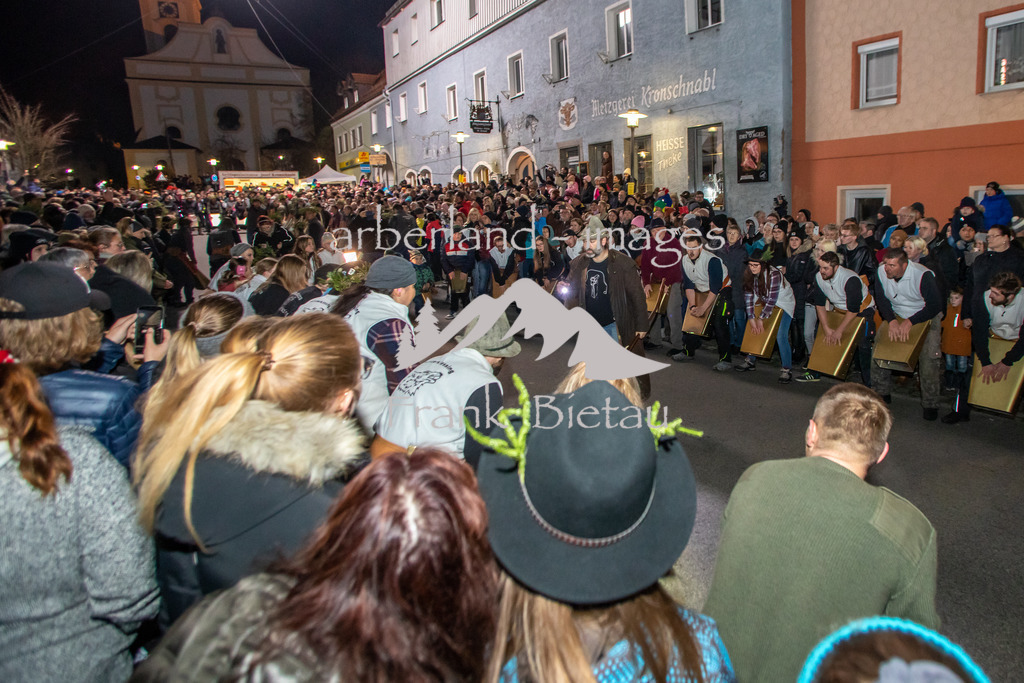 OE7A5339 | um die Wölfe herrscht dichtes Gedränge
