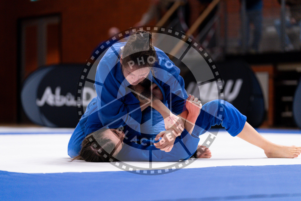 20241013PBB3662 | Athletes compete during the AJP Tour Europe Continental Jiu-Jitsu Amateurs & Masters Championship on October 13, 2024 in Almere near Amsterdam, Netherlands. © Chiara Dazi / photoblackbelt