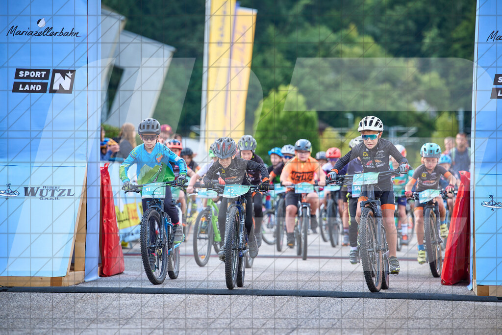 Betriebszentrum Laubenbachmühle, Frankenfels, Österreich - 13. September 2025: Dirndltal Race - Kids RaceFotograf: Martin Bihounek / martinbihounek.com | 13. September 2025 Betriebszentrum Laubenbachmühle, Frankenfels, Österreich : Dirndltal Race - Kids Race •••••Photo by: Martin Bihounek / martinbihounek.comInsta: @martinbihounekcom