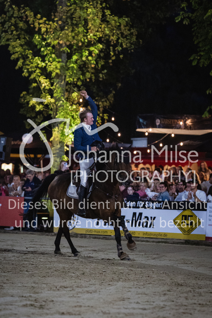 230826_Delbrueck_Barriere-138 | Deine schönsten Turniermomente als professionelle Fotos! Entdecke hochwertige Pferdesport-Fotografie im Online-Shop. Jetzt Fotos finden & bestellen!