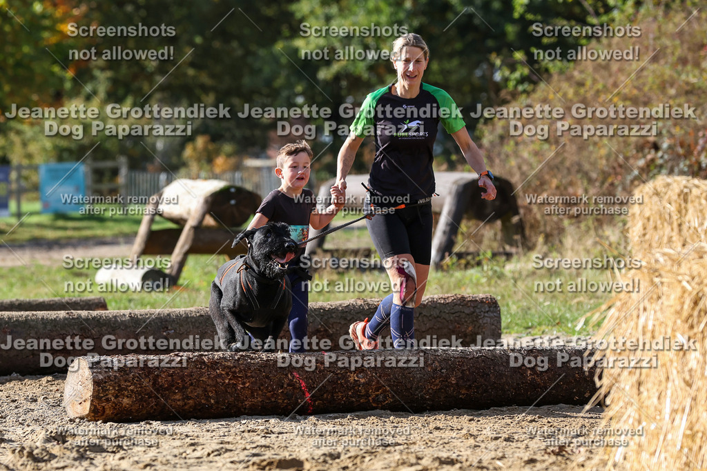 Dog Paparazzi - Strongdog 10-25-4892 | Dog Paparazzi Jeanette Grottendiek Fotografie & Videografie - Realisiert mit Pictrs.com