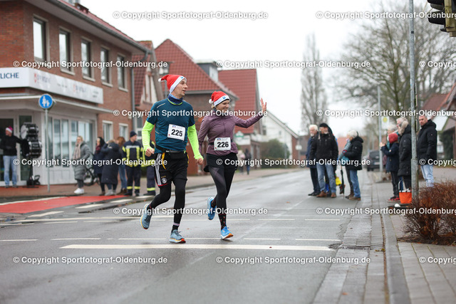 WMLA3206 | Bildershop "Sportfotograf-Oldenburg" mit Fotos von Sportevents in Oldenburg und Umzu. - Realisiert mit Pictrs.com