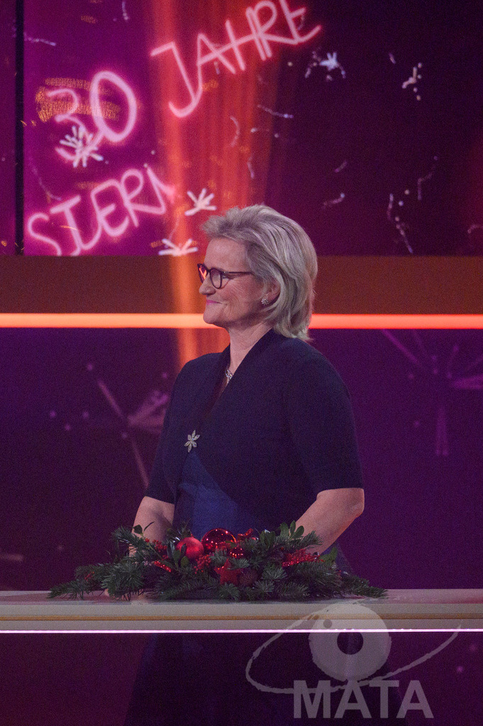 _DWA1679 | Angela Inselkammer bei '30 Jahre Sternstunden-Gala 2023' in der Frankenhalle. Nürnberg, 15.12.2023 - Realisiert mit Pictrs.com