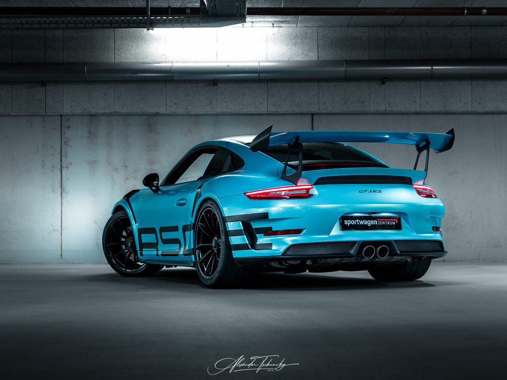R6AT0534 _Alexander Tschuncky | Entdecken Sie die faszinierende Welt von Alexander Tschuncky Arts: Kreative Fotografie, atemberaubende Automobilkunst und hochwertiger Bilderdruck. Lassen Sie sich inspirieren! - Realisiert mit Pictrs.com