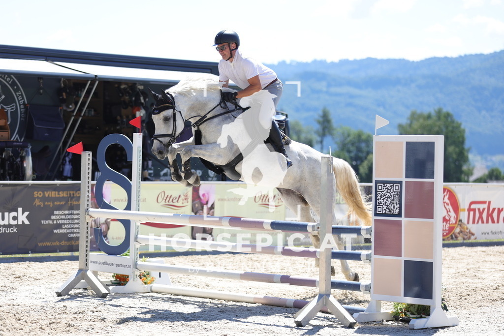 0P6A2623 | Willkommen bei Brunnmayr - Design & Fotografie – Ihrem Spezialisten für Reitturniere und Pferdeveranstaltungen in Oberösterreich, Salzburg und Bayern! Seit über 17 Jahren sind wir leidenschaftlich dabei.