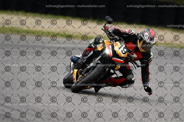 25bt02-1063 | markuskiefer.com - Realisiert mit Pictrs.com