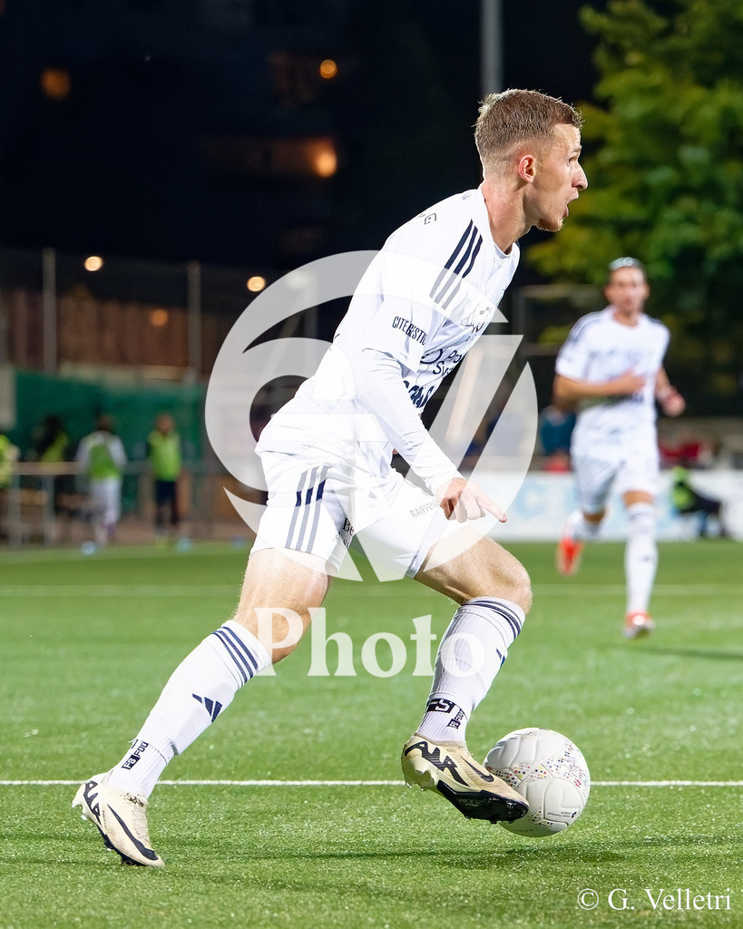 Challenge League - Etoile Carouge FC v FC Vaduz | Florian Hysenaj (14 Etoile Carouge FC) in action during the Challenge League game between Etoile Carouge FC and FC Vaduz at Stade de la Fontenette in Carouge, Switzerland