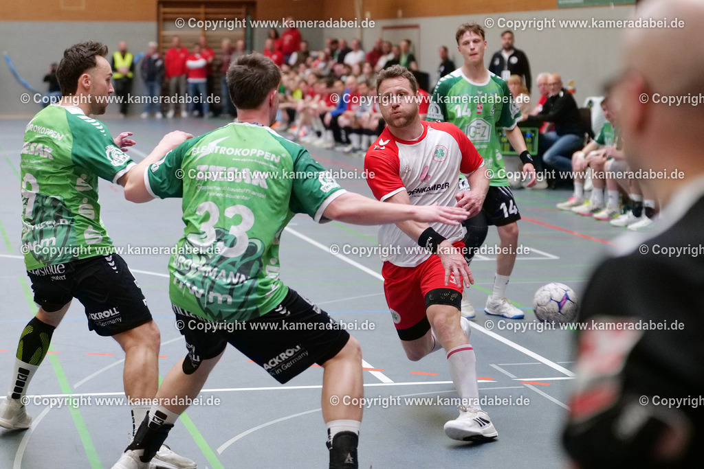Handball : Verbandsliga Herren: TB Oberhausen - RW Oberhausen  am 12.04.2026 in Oberhausen. | Handball : Verbandsliga Herren: TB Oberhausen - RW Oberhausen  am 12.04.2026 in Oberhausen. - Realisiert mit Pictrs.com