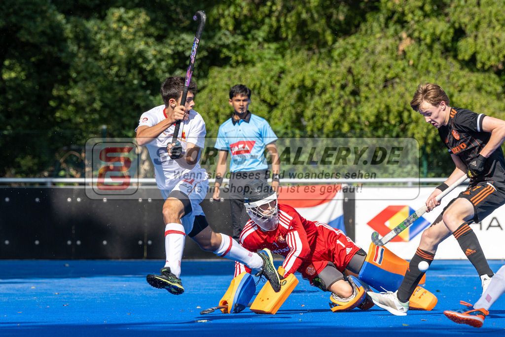 SFE_20230716_0084 | EuroHockey EM U18 Boys 3th 4th Netherlands vs Spain am 16.07.2023 in Krefeld (Gerd-Wellen-Hockeyanlage), Photo: Stephan Fehrmann 2023 (Sports-Gallery)