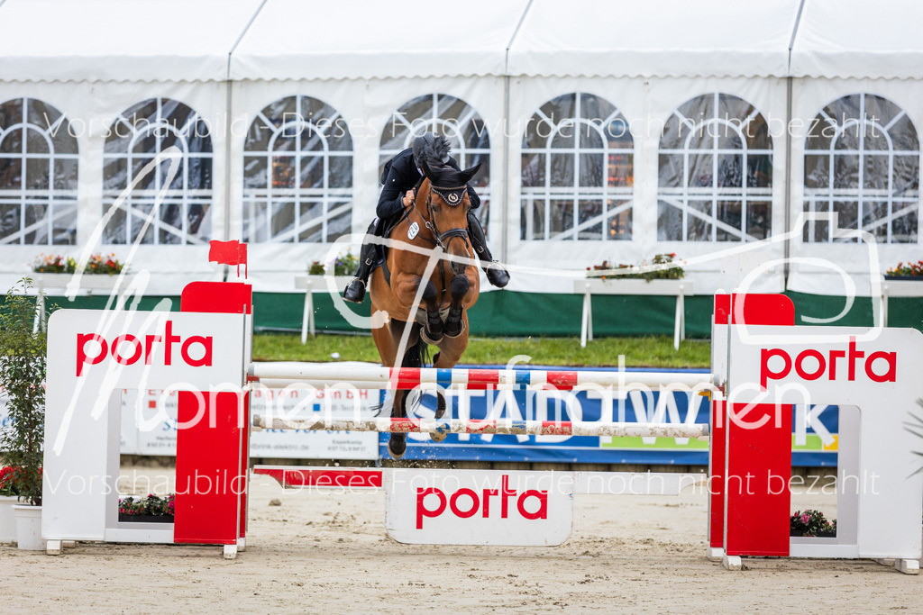 BHO-2PhSpr-M-007 | MomenTaufnahmen Pferdesportfotos