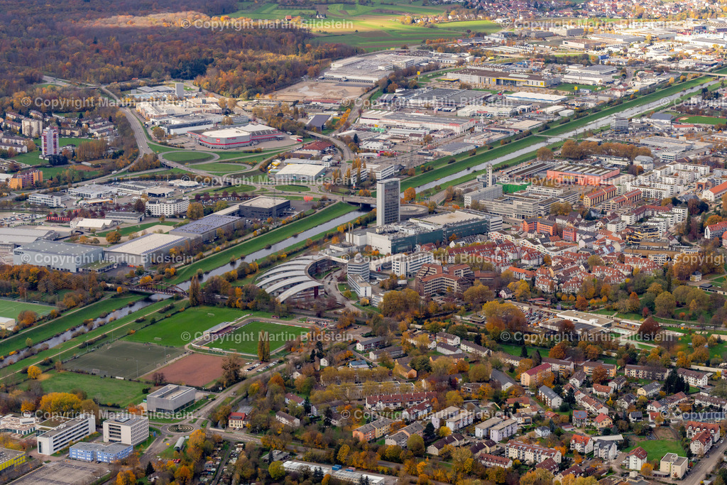Offenburg Ortenau Ortenaukreis Stadtansicht Burda Kinzigdamm  | Offenburg Ortenau Baden, Deutschland , Luftbild, Luftaufnahme, 
Stadtansichten Burda Kinzigdamm 