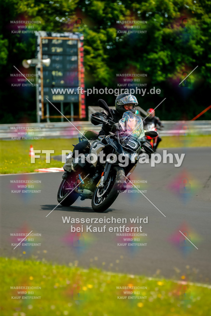 VBK-4762 | Hier findet Ihr Bilder von Touristenfahrten auf der Nürburgring Nordschleife oder von anderen Veranstaltungen die ich besucht habe. Viel Spass beim Durch Schauen 