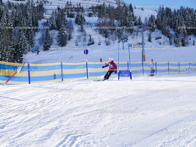 Elias  (4) | Photos von der Skischule Warth - Realisiert mit Pictrs.com