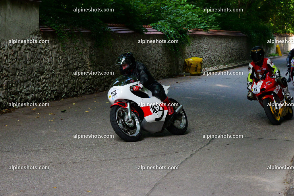 P1015565 | Erleben Sie atemberaubende, hochqualitative Fotos Ihrer Fahrt entlang der malerischen Alpenstraßen. Besuchen Sie alpineshots.com, um professionelle Aufnahmen Ihrer unvergesslichen Reise zu finden und zu kaufen - Realisiert mit Pictrs.com