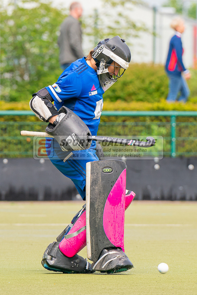 HK_20230520_902228 | 1. Bundesliga Damen Düsseldorfer HC - UHC Hamburg am 20.5.2023 DHC Düsseldorf, Düsseldorf , Kristina Joana Reynolds Torfrau ( Düsseldorfer HC #32 )