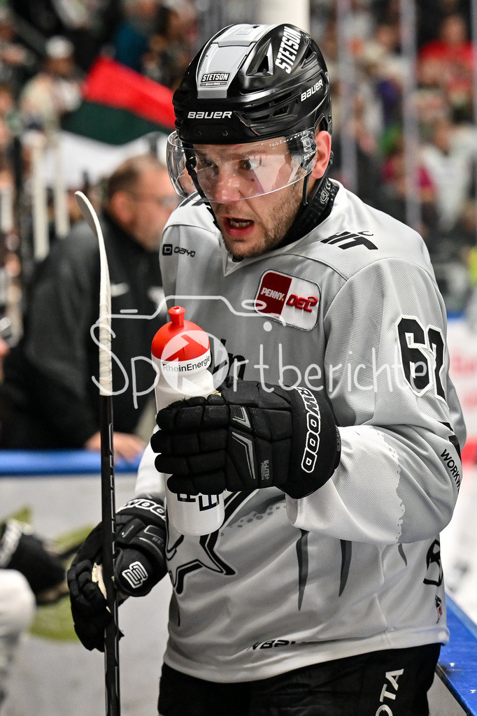 Augsburger Panther - Kölner Haie | Im Bild Parker TUOMIE (Koelner Haie #62) / Freisteller / Einzelfoto / DEL: Augsburger Panther - Kölner Haie, Curt Frenzel Stadion am 29.09.2024