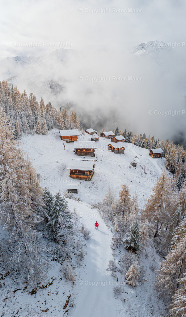 Kamelisenalm_Herbst_Schnee_2023-52 | default
