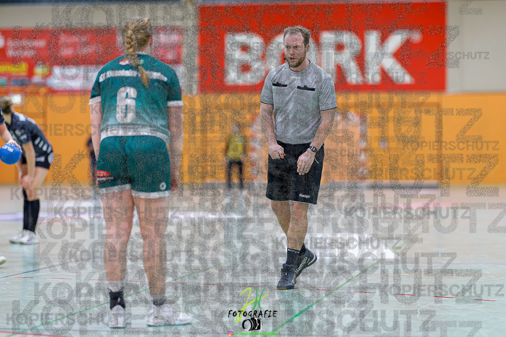 Frauen Regionalliga (HHV); HSG Kleenheim/Langgöns - HSG Baunatal | Frauen Regionalliga (HHV); HSG Kleenheim/Langgöns - HSG Baunatal am 23.11.2025 in Oberkleen (Weidig-Halle)Photo © 2025 - Jörg Heinrich - Realisiert mit Pictrs.com