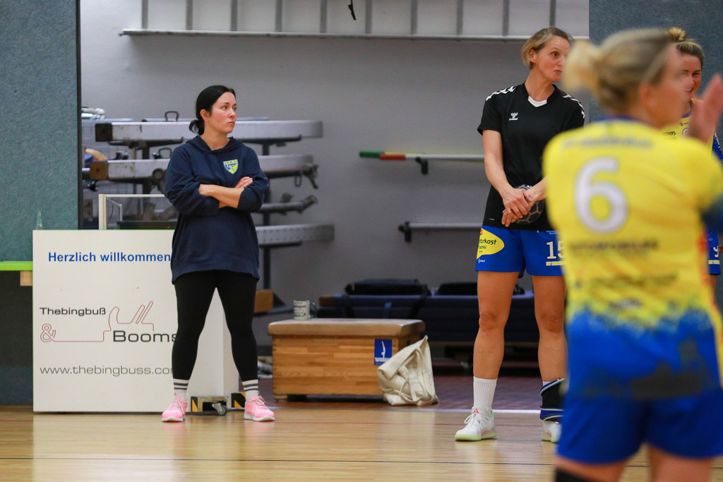 HcTvRhedeII_SvNeukirchen_150924_005 | Bildergalerie von Sport-Ereignissen aber auch von weiteren spannenden Dingen - nicht nur vom Niederrhein. In Anlehnung an den bekannten Spruch von Hanns Dieter Hüsch heißt das Motto: "Niederrhein ist überall".  - Realisiert mit Pictrs.com