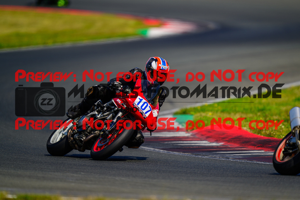 MaZZes_FotoMatrix_240725_6007705_0425 | BLAU