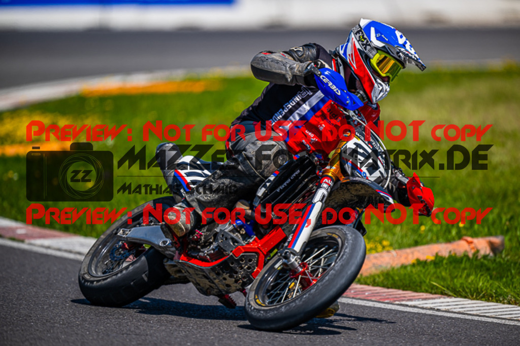 MaZZes_FotoMatrix_230527_5042 | SENIOR