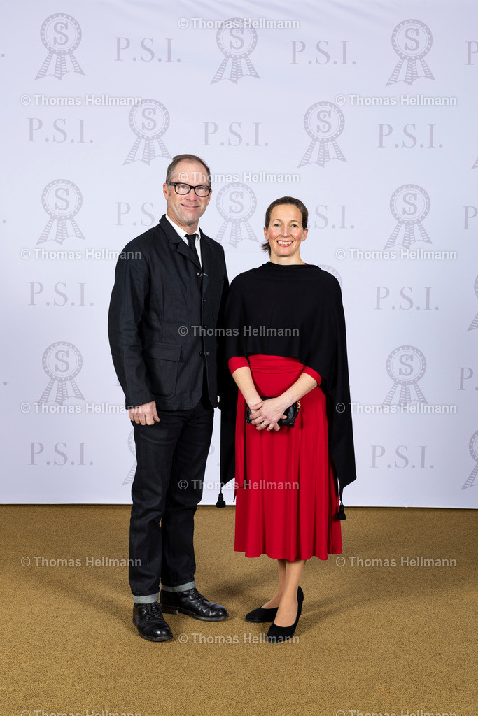 PSI Empfang-0110 | Der professionelle Turnierfotograf ✓ Reitsport Bilder ▷ Shop ✚ günstig & schnell ✚ mit Zugang für Redakteure