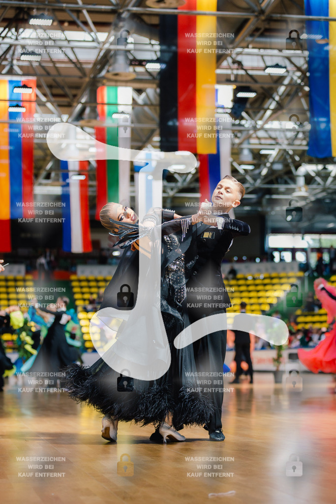 Hessen Tanzt WDSF Open Junior II Standard 2nd (204) Kristiyan Donchev _ Martina Kondaklieva (Bulgaria)-2025-05-17-7503 | Webshop for digital downloads and prints of dance sport, event & show photographer Julian Link - Realisiert mit Pictrs.com