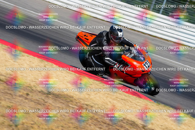 2026_08_04_PBK_22984_LRX | Sportfotografie; SlowMotion; Video; Rennstrecke; Hafeneger; RSE; Speer; Trackday; Motorsportarena; Hockenheimring; Brno; Most; Barcelona; Valencia, Benny; Kaetzmer;