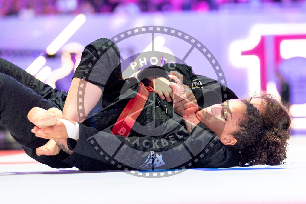 20231109PBB5723 | Fighters compete during the AJP World Professional Championship in the Mubadala Arena in Abu Dhabi, Arab United Emirates, on November 9, 2023.