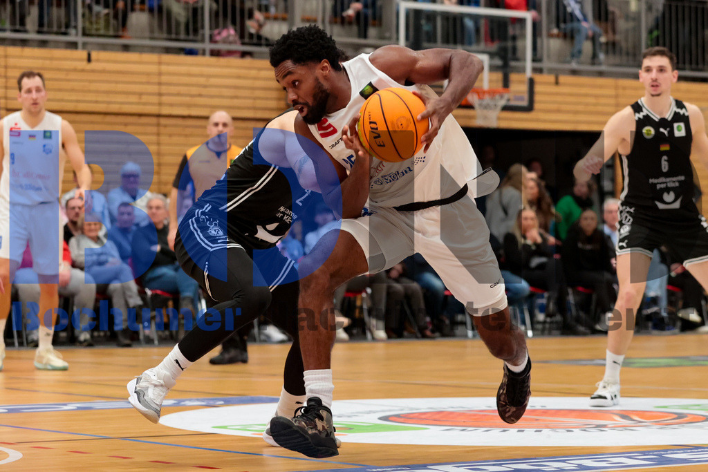 SES_BOCBAY20250209-61 | bond - Realisiert mit Pictrs.com