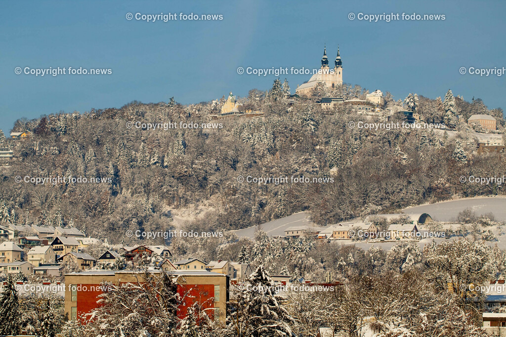 Pöstlingberg_ Pöstlingbergkirche_ Wallfahrtsbasilika_ Wahrzeichen_ Linz_ 08.12.2023-2 | 08.12.2023, Pöstlingberg, AUT, Pöstlingbergkirche, Wallfahrtsbasilika, Wahrzeichen, Linz, im Bild Pöstlingberg im Schnee