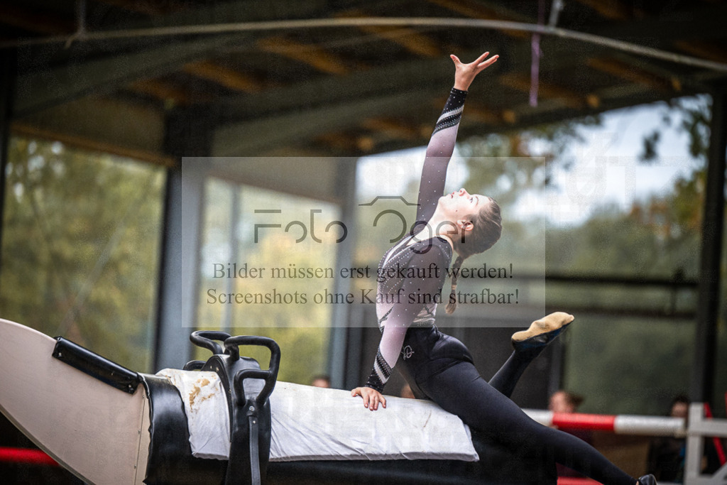 DOS_0657 | Entdecke hochwertige Reitturnierfotos von Foto Oger. Professionell, emotional und authentisch – jetzt Lieblingsmomente im Shop bestellen.Deutschlandweite Turnierfotografie. - Realisiert mit Pictrs.com