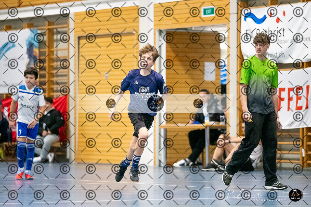 20251129_FCR-Hallenturnier-D_RAW-1_023-58 | Sport und Naturfotografie von Roberto Esposito zeigt echte Momente Bewegung und die Schönheit der Natur. Ausdrucksstarke Bilder schaffen Emotionen.