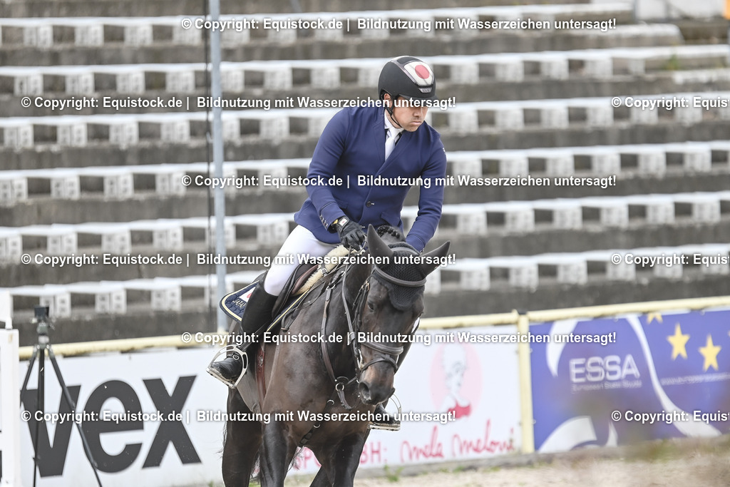 20230514_CCI4_Springen_0043 | equistock