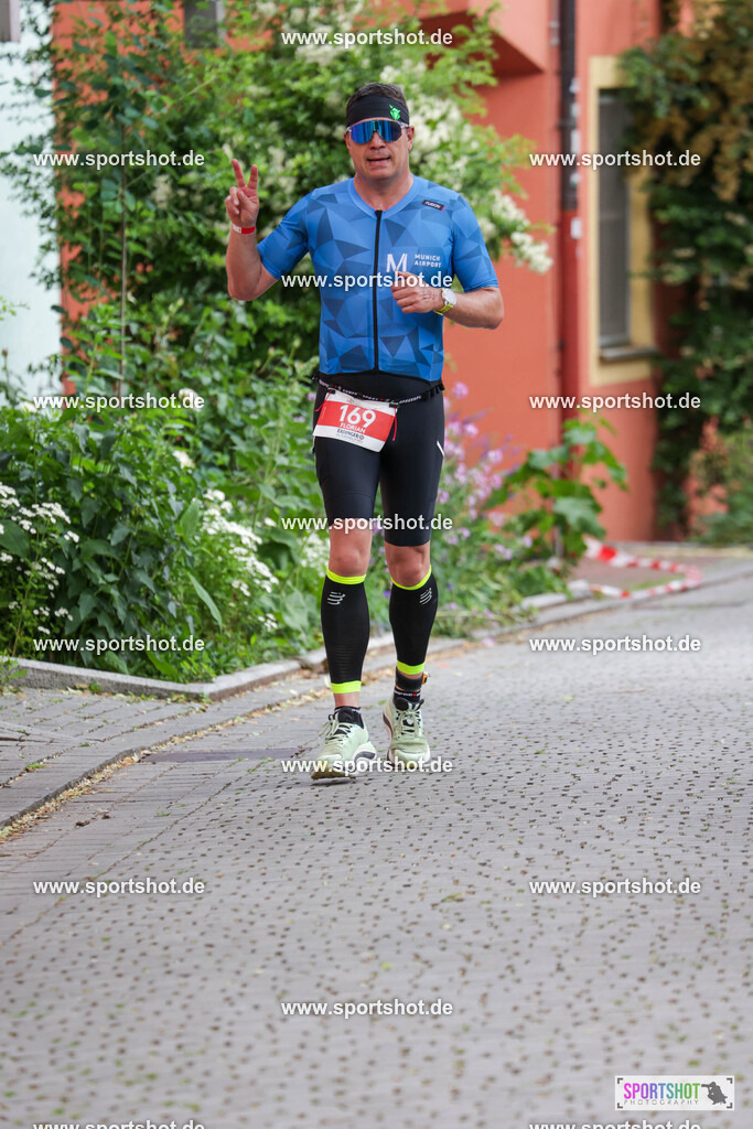 KSZ_8883 | Stadttriathlon Erding 2025. #yourpictrs #sportshot_your_pictrs @Sportshotphotography #stadttriathlonerding Copyright: www.sportshot.de