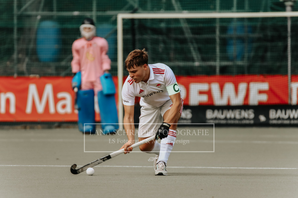 MU18_DM_ZWR_HF_RWK-KTHC_18.10.25_Köln (162 von 432) | lanaschraderfotografie - Realisiert mit Pictrs.com