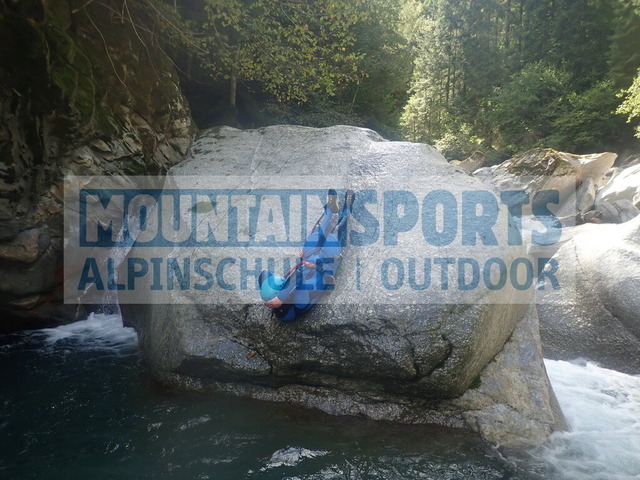 P1020072 | Bestelle die Bilder deines Berg- oder Wasser-Abenteuers mit Mountain Sports bequem von zu Hause aus direkt über unseren Online Fotoshop von pictrs.com. - Realisiert mit Pictrs.com