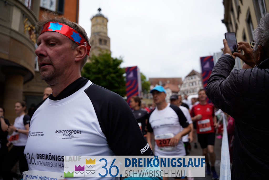 VR Bank Hauptlauf 10km | 3königslauf 2022 VR Bank Hauptlauf - Realisiert mit Pictrs.com