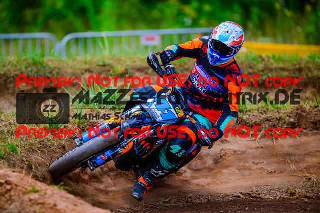 MaZZes_FotoMatrix_240817_6007705_9205 | S3