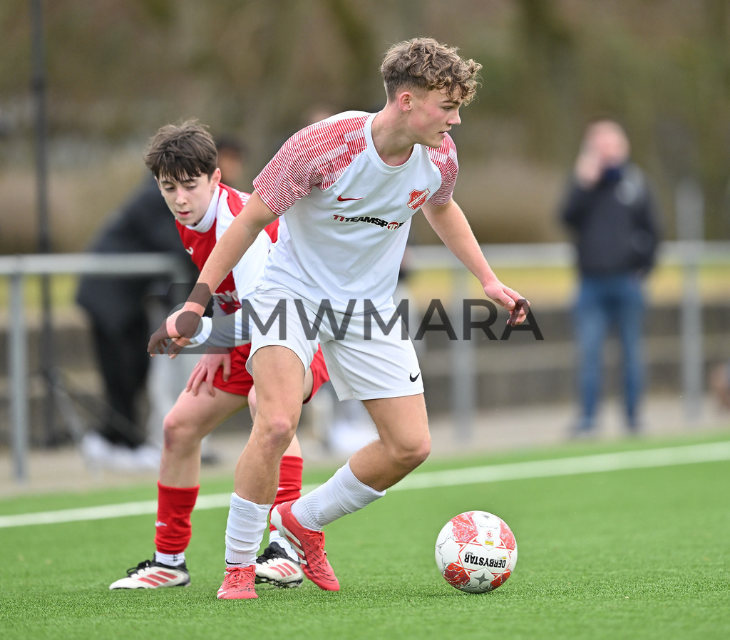 Fussball I Herren I Saison 2025-2026 I Bundesliga I 6. Spieltag I Eintracht Frankfurt - FC Bayern München  | MWMARA - Realisiert mit Pictrs.com