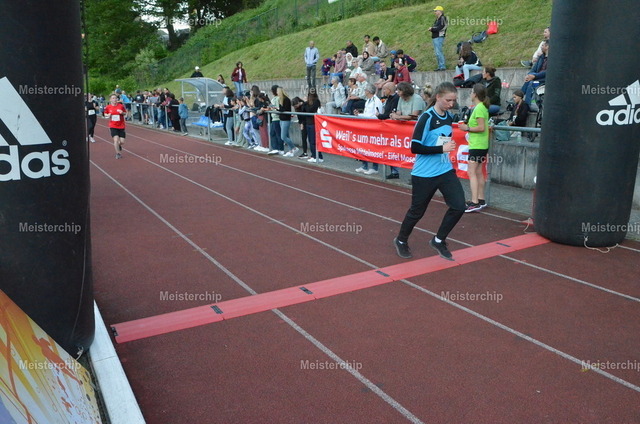 19-34-07_ | Meisterchip Fotoshop - Realisiert mit Pictrs.com