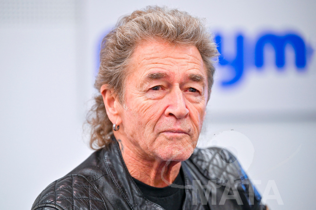 _DWI1734 | Peter Maffay bei Presse Konferenz auf der Stand Play Mobil bei der Spielwarenmesse in Messe Nürnberg. Nürnberg, 31.01.2023 - Realisiert mit Pictrs.com