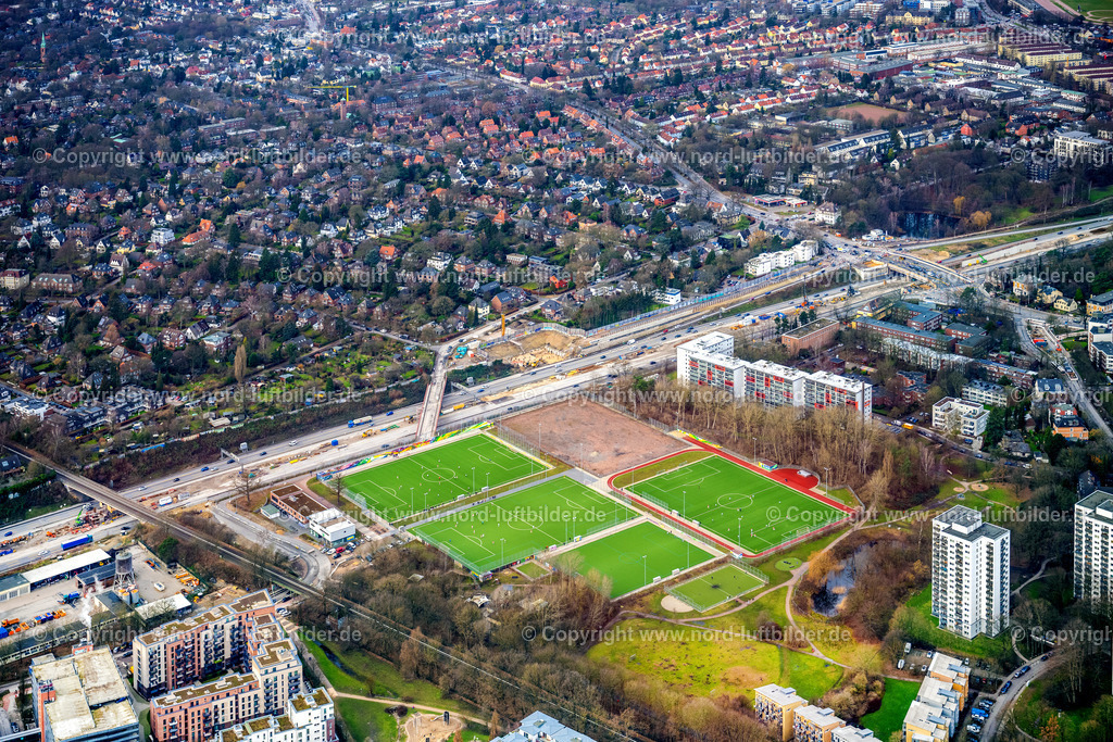 Hamburg_Altona_Sportanlagen_Braürstrasse_ELS_3201040223 | HAMBURG 04.02.2023 Sportplatz- Ensembles des Bahrenfelder Sportverein von 1919 e.V. Altona in Hamburg. // Sports ground ensemble of Bahrenfelder sports club from 1919 e.V. in Hamburg. Foto: Martin Elsen