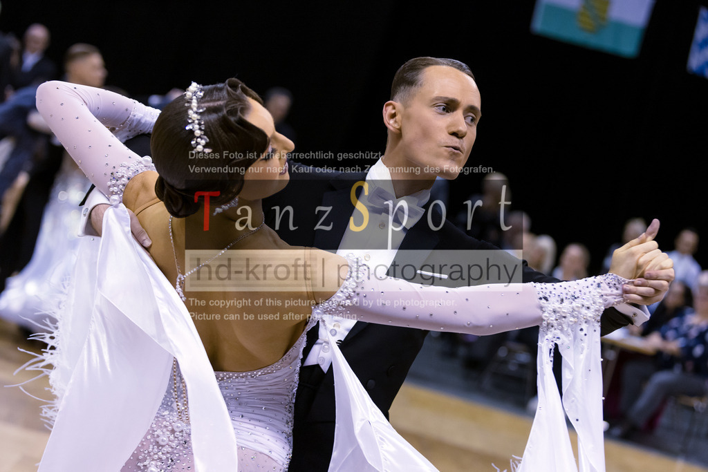 20241102_DM_HGR_Std_10058 | Tanzsportbilder, Standardtanz, Lateintanz, WDSF, DTV, LTVB, dancecomp, goc, hessen tanzt, blaues band der spree, walzer, tango, wiener walzer, slowfox, quickstepp, samba, rumba, cha-cha-cha, paso doble. jive, hd-kroft photography, turniertanzsport