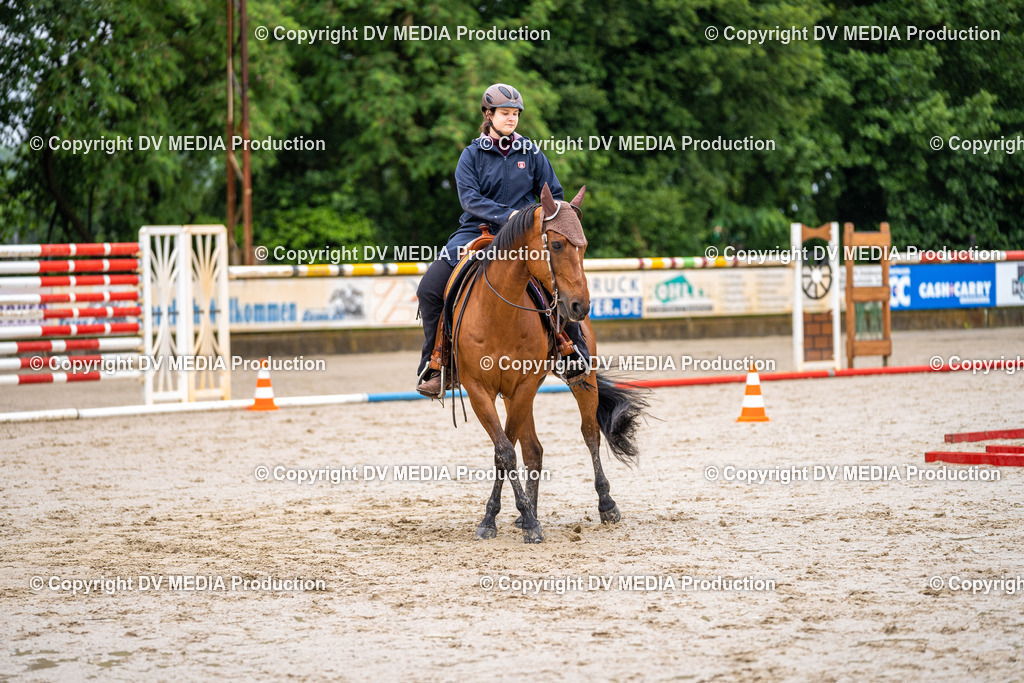 Zeiskam Tag 1-405 | dv-media-shop - Realisiert mit Pictrs.com