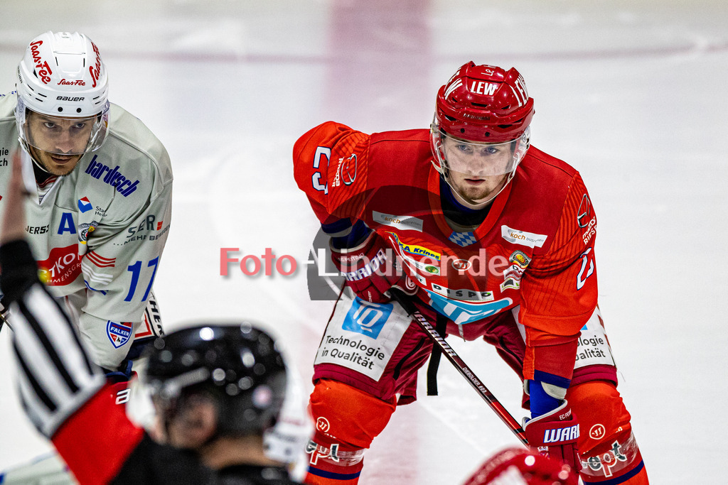 EC Peiting vs Heilbronner Falken | Eishockey Oberliga Süd 2023/2024, EC Peiting vs Heilbronner Falken,
David DIEBOLDER (ECP 23) Portrait,
2023-10-06 in Peiting (Eisstadion)
23 David DIEBOLDER (ECP 23), 17 Robin JUST (HNF 17)
Copyright: WolfgangxLindner foto-lindner.de